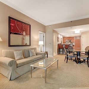 Superior King Suite